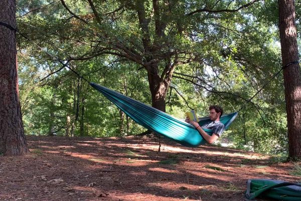 How-to-Hang-a-Hammock-Image-1